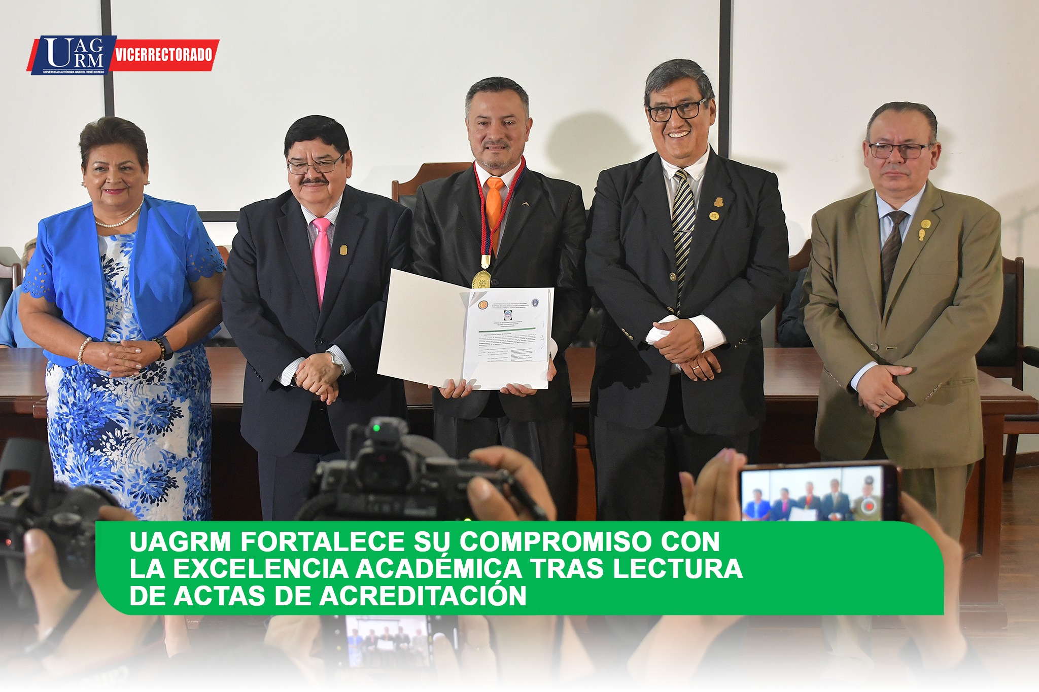 Carreras de Trabajo Social y Relaciones Internacionales de la UAGRM consolidan acreditación
