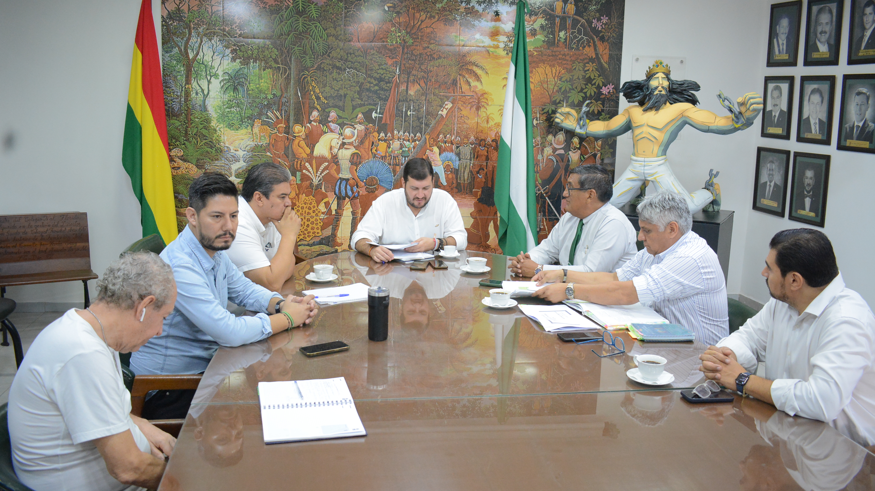 𝐒𝐀𝐍𝐓𝐀 𝐂𝐑𝐔𝐙 𝐀𝐕𝐀𝐍𝐙𝐀 𝐄𝐍 𝐋𝐀 𝐂𝐎𝐍𝐒𝐓𝐑𝐔𝐂𝐂𝐈Ó𝐍 𝐃𝐄 𝐋𝐀 𝐋𝐄𝐘 𝟓𝟎/𝟓𝟎 𝐂𝐎𝐍 𝐏𝐀𝐑𝐓𝐈𝐂𝐈𝐏𝐀𝐂𝐈Ó𝐍 𝐃𝐄 𝐋𝐀 𝐈𝐍𝐒𝐓𝐈𝐓𝐔𝐂𝐈𝐎𝐍𝐀𝐋𝐈𝐃𝐀𝐃 𝐂𝐑𝐔𝐂𝐄Ñ𝐀