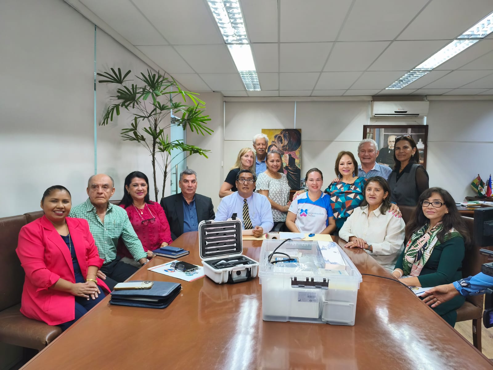 𝐔𝐀𝐆𝐑𝐌 𝐘 𝐑𝐎𝐓𝐀𝐑𝐘 𝐂𝐋𝐔𝐁 𝐔𝐍𝐄𝐍 𝐄𝐒𝐅𝐔𝐄𝐑𝐙𝐎𝐒 𝐂𝐎𝐍𝐓𝐑𝐀 𝐄𝐋 𝐕𝐏𝐇