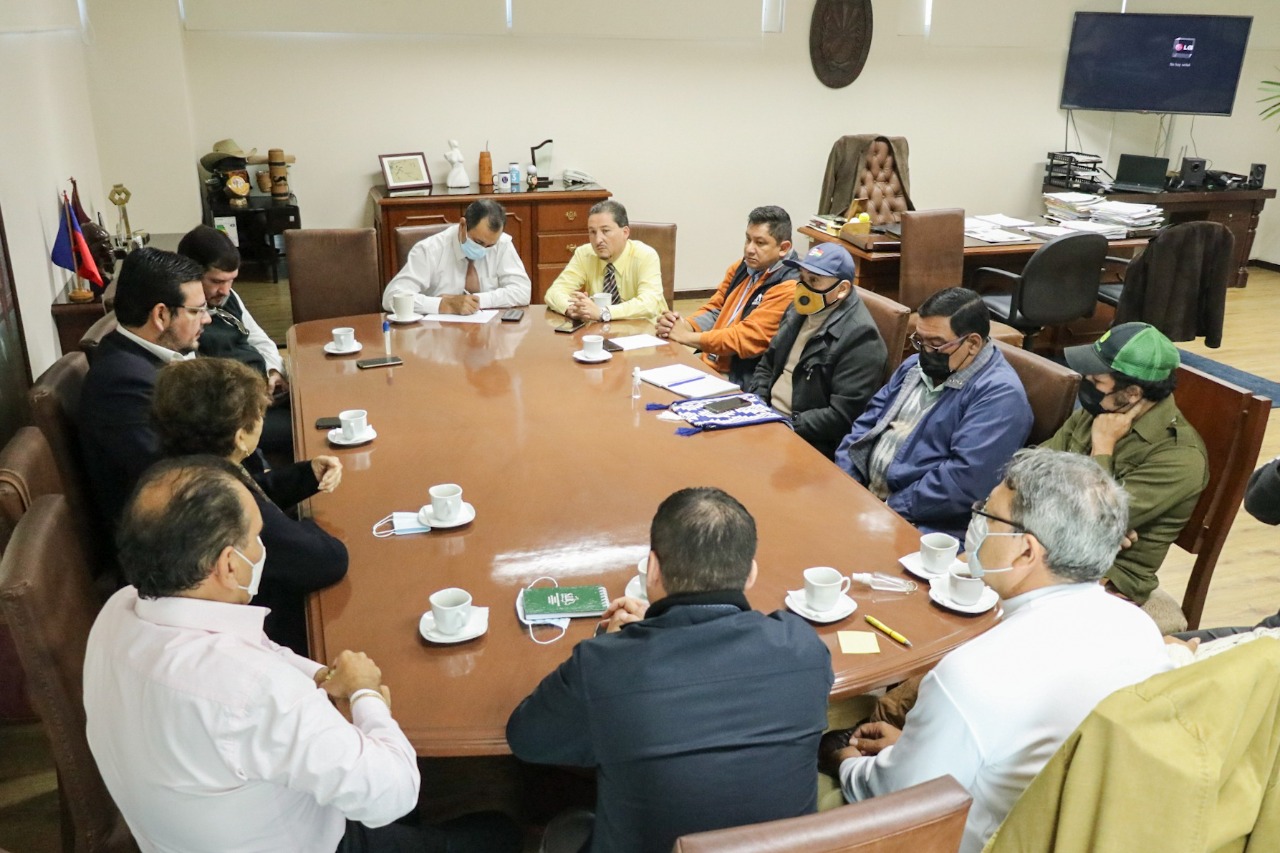 𝗖𝗼𝗺𝗶𝘀𝗶ó𝗻 𝗜𝗺𝗽𝘂𝗹𝘀𝗼𝗿𝗮 𝗱𝗲𝗹 𝗖𝗲𝗻𝘀𝗼 𝗮𝗹𝗶𝘀𝘁𝗮 𝘂𝗻𝗮 𝗰𝘂𝗺𝗯𝗿𝗲 𝗱𝗲𝗽𝗮𝗿𝘁𝗮𝗺𝗲𝗻𝘁𝗮𝗹 𝘆 𝘀𝗼𝗰𝗶𝗮𝗹𝗶𝘇𝗮𝗰𝗶ó𝗻 𝗰𝗼𝗻 𝗷𝘂𝗻𝘁𝗮𝘀 𝘃𝗲𝗰𝗶𝗻𝗮𝗹𝗲𝘀, 𝗺𝘂𝗻𝗶𝗰𝗶𝗽𝗶𝗼𝘀 𝘆 𝗰𝗼𝗺𝘂𝗻𝗶𝗱𝗮𝗱𝗲𝘀 𝗶𝗻𝗱í𝗴𝗲𝗻𝗮𝘀