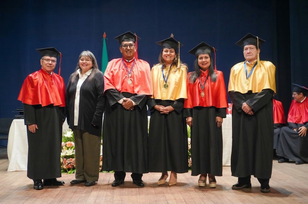 Honor académico: La UAGRM otorgó la máxima distinción a tres grandes personalidades