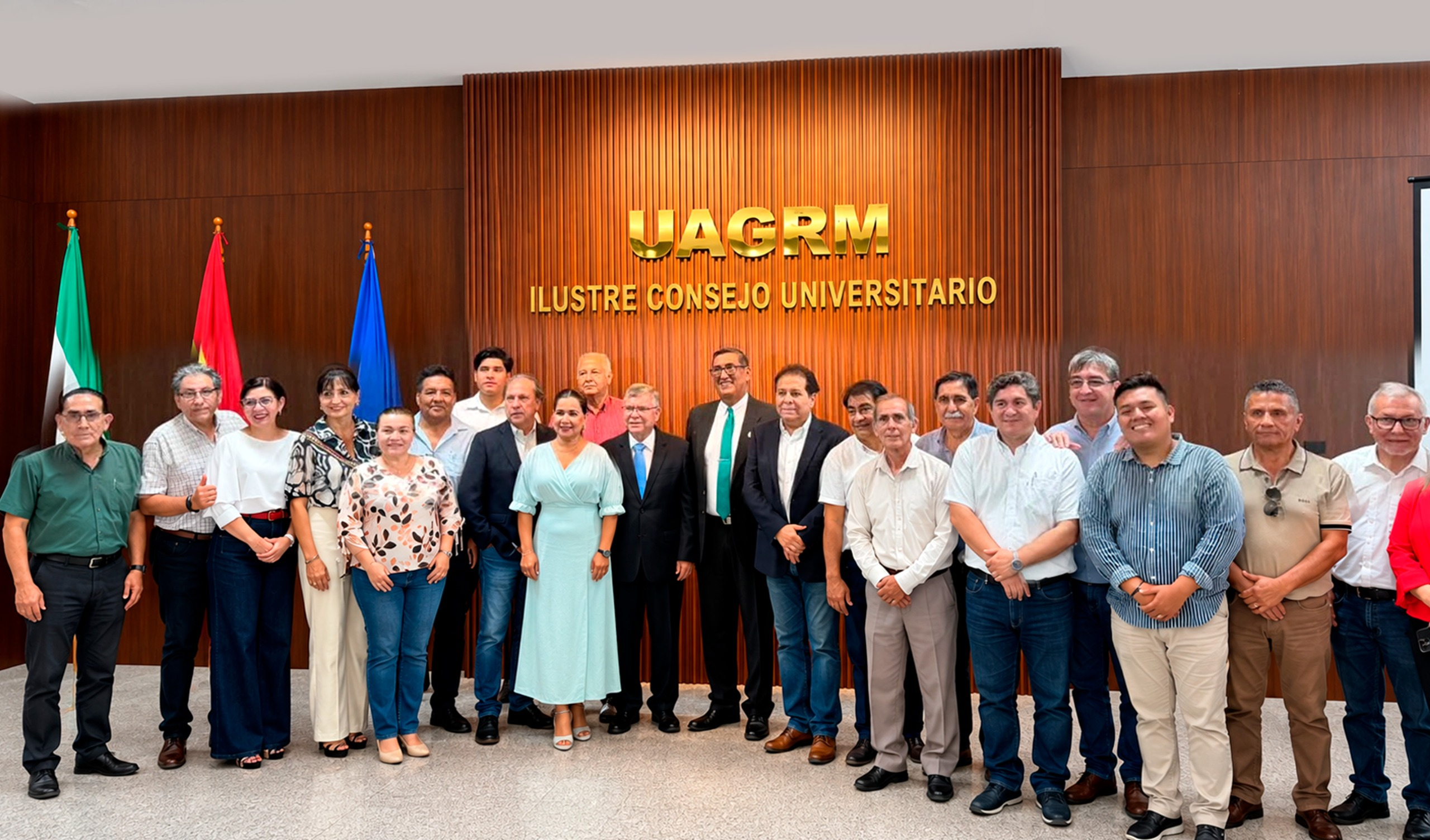 La UAGRM inauguró el salón Mártires de la Autonomía para el Consejo Universitario