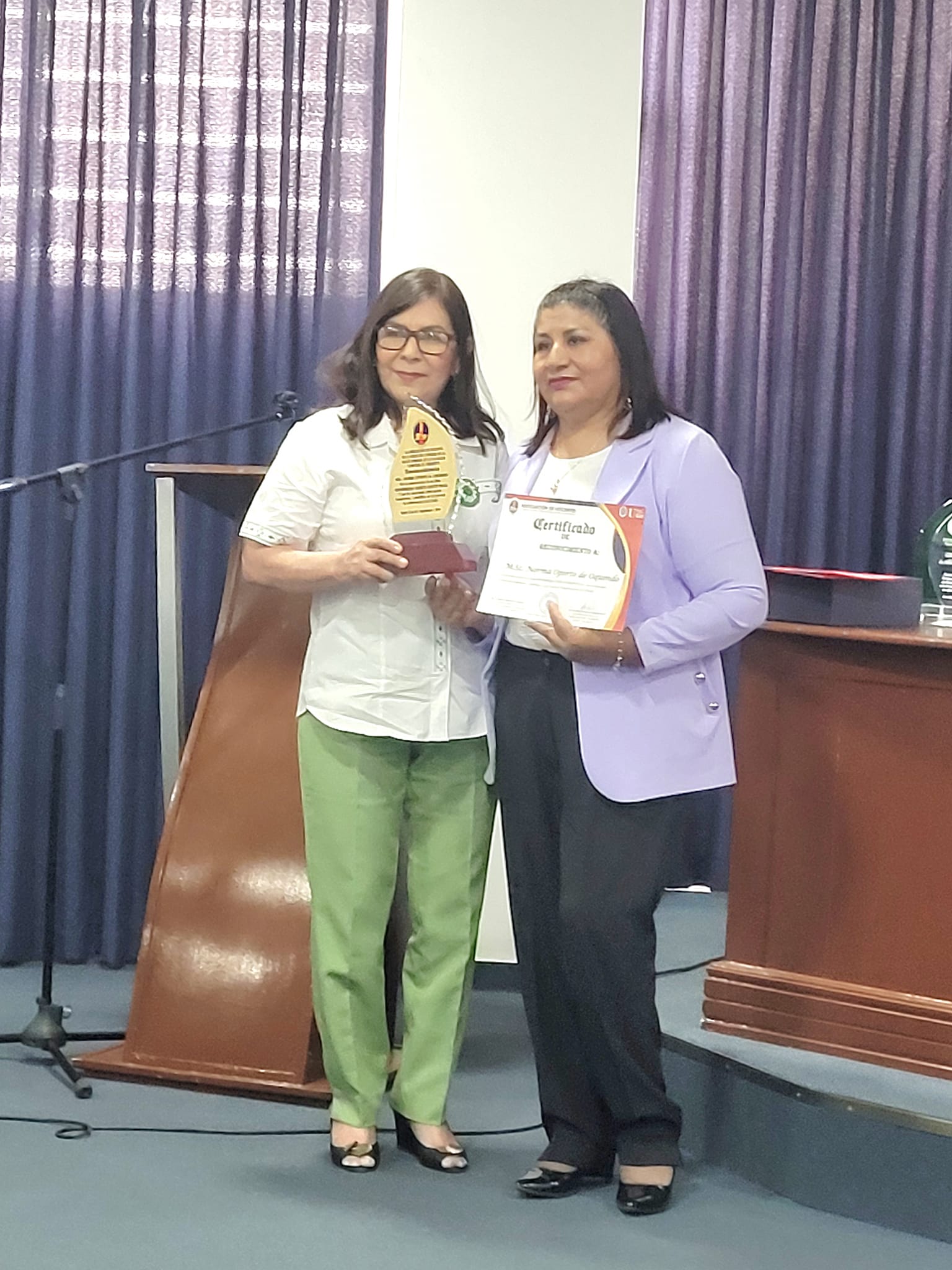 PRESENTACION DEL LIBRO DE GINECO-OBSTETRICIA