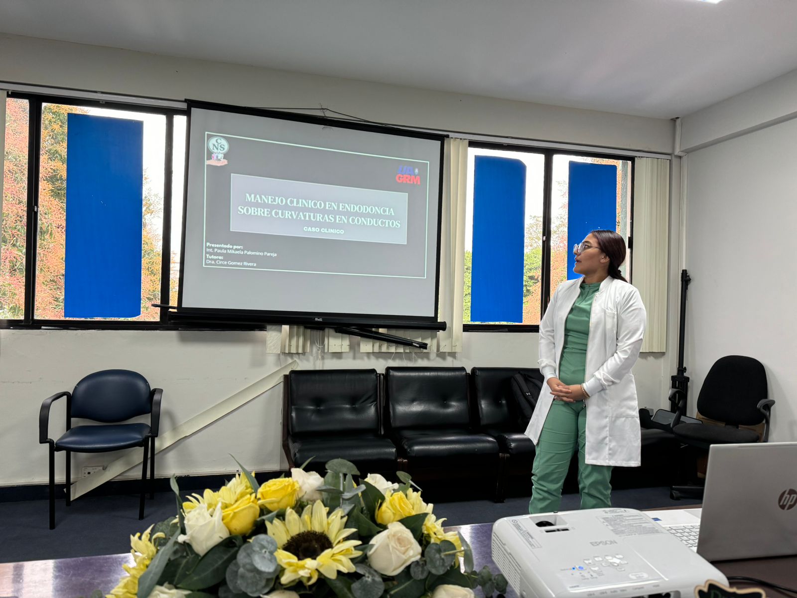 Formando profesionales odontólogos con calidad académica y calidez humana