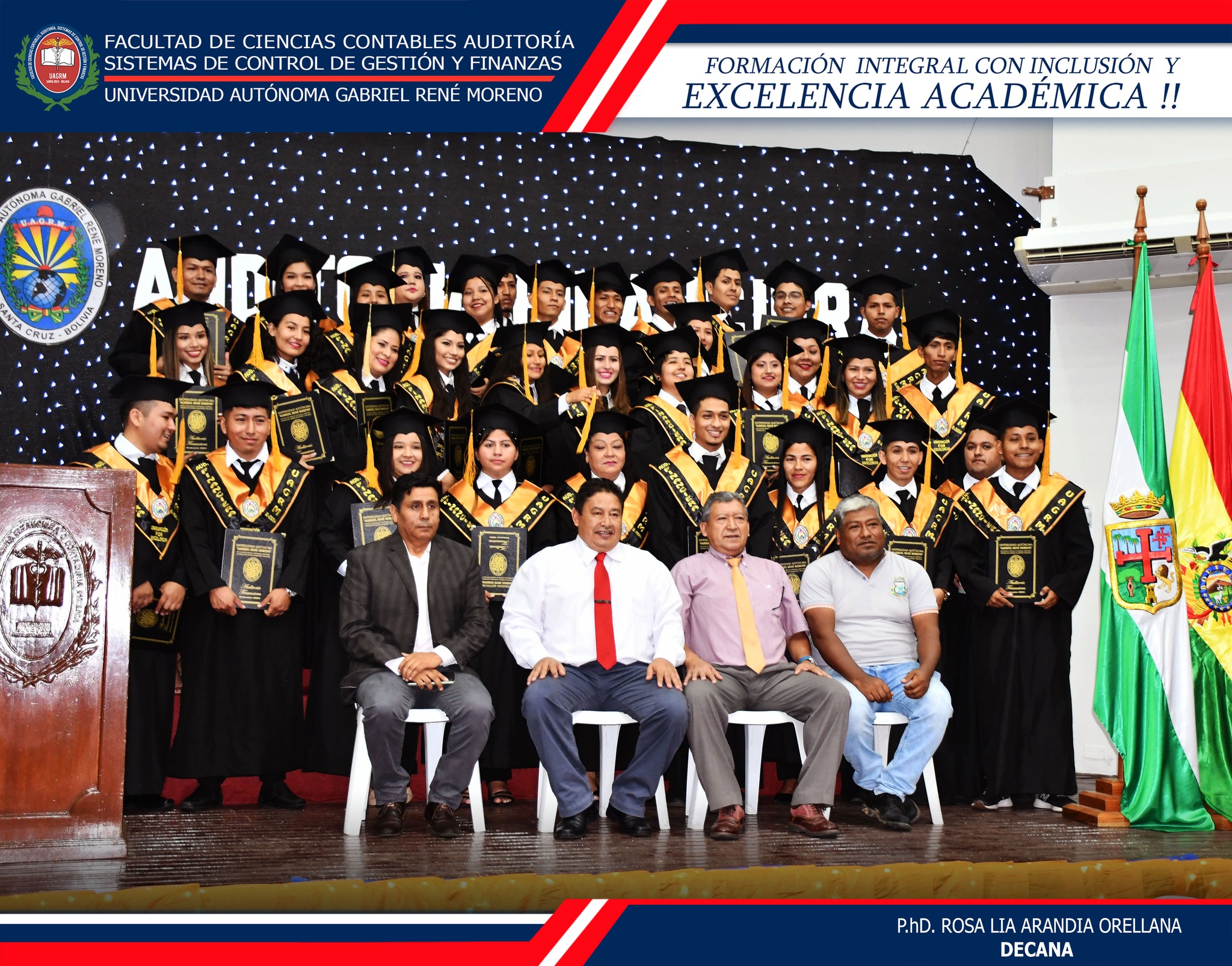 ACTO DE GRADUACION DE ESTUDIANTES EGRESADOS DE LA FACULTAD DE CIENCIAS CONTABLES DE CIUDAD Y MUNICIPIO DE LA U.A.G.R.M.