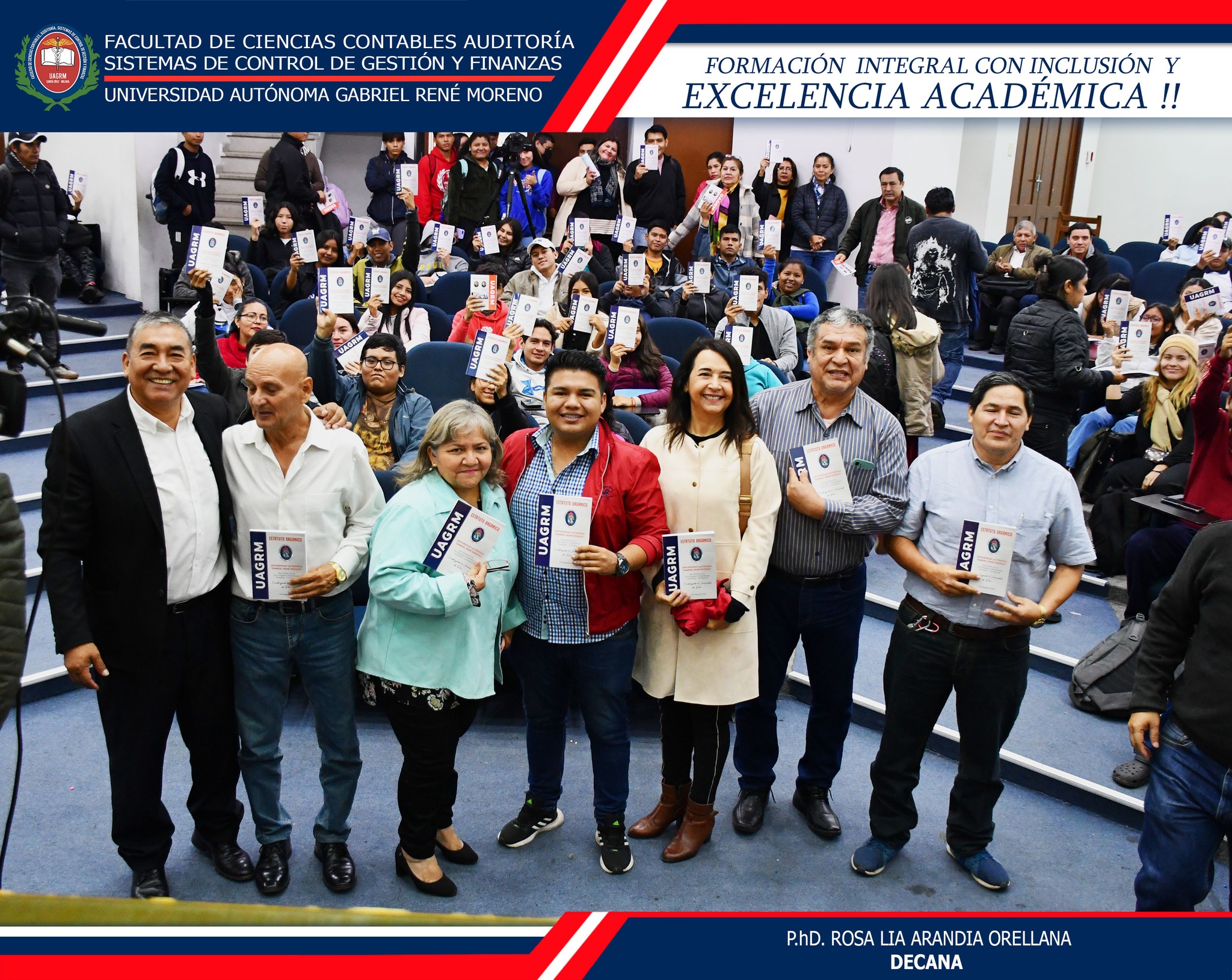 JORNADA DE SOCIALIZACION DEL III CONGRESO UNIVERSITARIO DOCENTE – ESTUDIANTIL 2023 En instalaciones del Salón Auditorio de la Facultad de Ciencias Contables se llevó a cabo la Jornada de Socialización de las Reformas al Estatuto Orgánico y las Resoluciones Aprobadas en el III Congreso Universitario Docente – Estudiantil, este evento contó con la presencia del presidente del Congreso Universitario MSc. Rogelio Espinoza, presidente de la comisión económica PhD. Luis Alberto Méndez, presidente de la comisión de Investigación y Postgrado MSc. Mercedes Nostas, Congresistas Estudiantiles, Autoridades Facultativas Decana PhD. Rosalía Arandia Orellana, Docentes, Personal Administrativo y Estudiantes de la Facultad de Ciencias Contables - UAGRM.