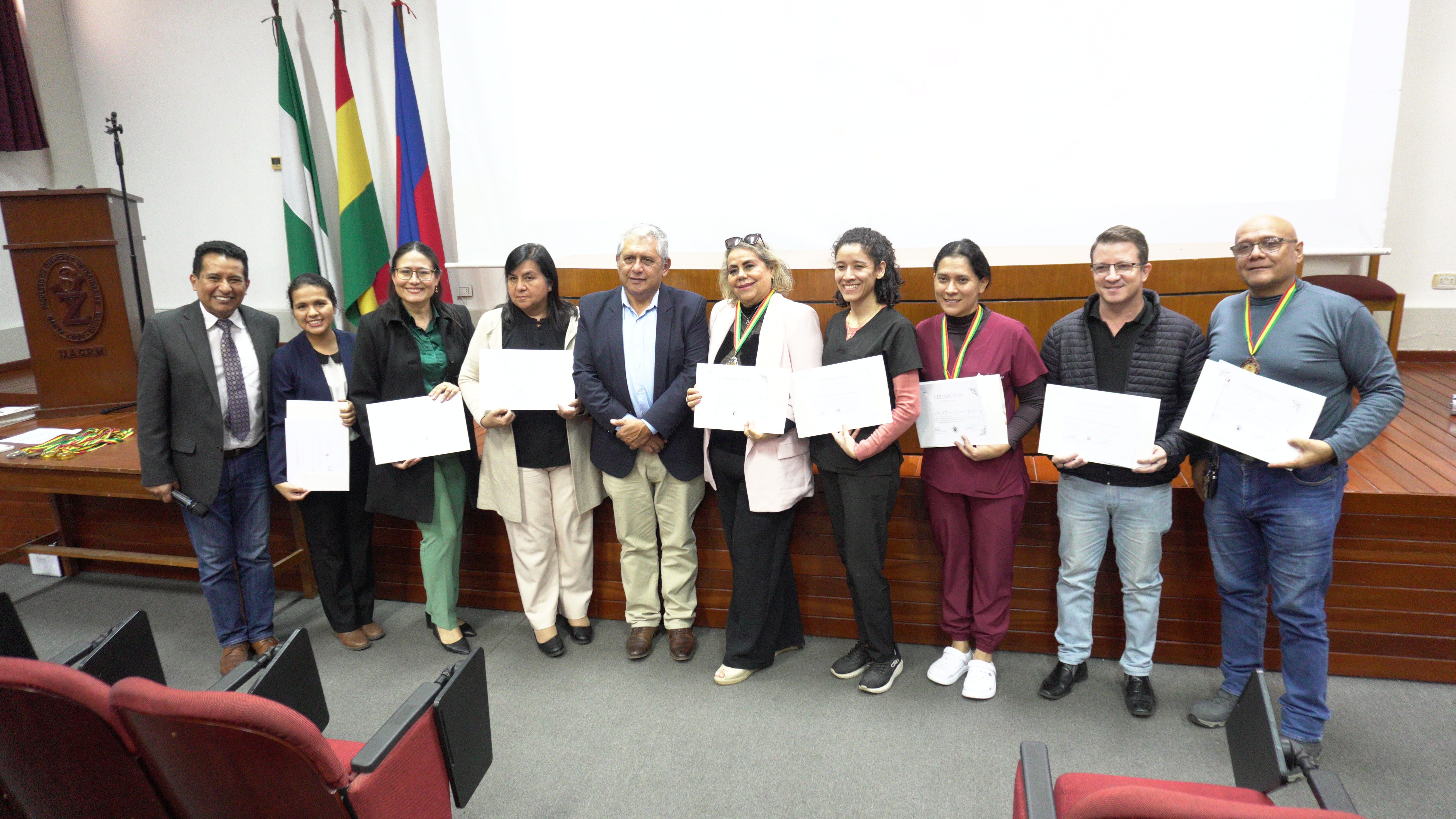 RECONOCIMIENTO A LOS GANADORES DE LA FERIA “PALERMO 2026” en VETERINARIA
