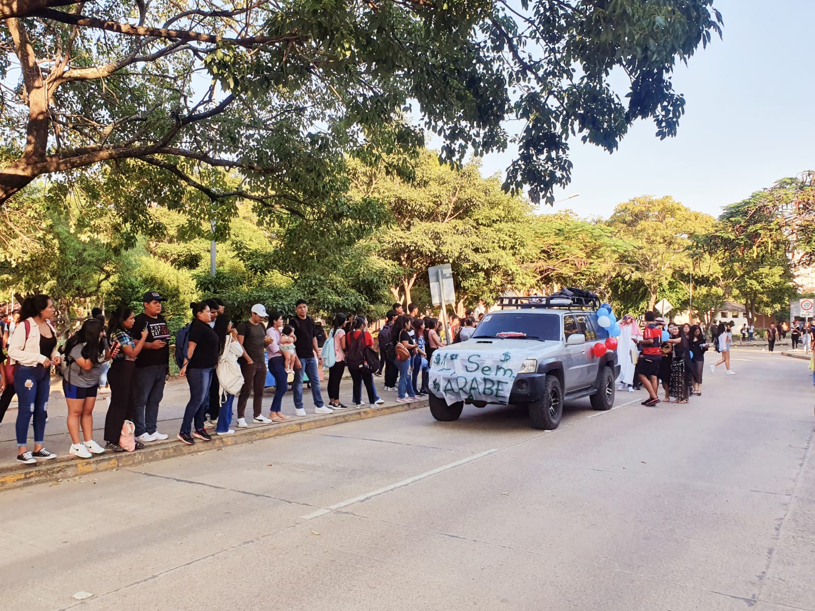 FARÁNDULA ESTUDIANTIL EN LA FACULTAD DE CIENCIAS VETERINARIAS